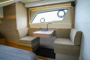 2018 Prestige 500 Flybridge thumbnail 20