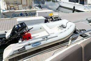 2018 Prestige 500 Flybridge thumbnail 9