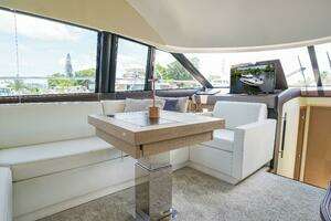 2018 Prestige 500 Flybridge thumbnail 15