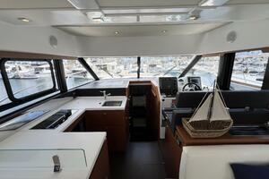 44FT (13.41M) JEANNEAU