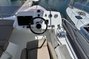 44FT (13.41M) JEANNEAU