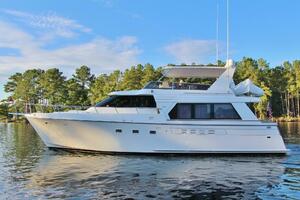 SLAINTE Worth Avenue Yachts