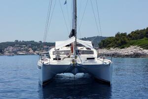 GIRAMONDO Worth Avenue Yachts