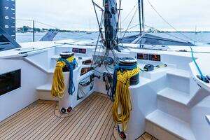 MOONWAVE 2012 Gunboat 60 Yacht For Sale in Newport RI