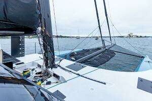 MOONWAVE 2012 Gunboat 60 Yacht For Sale in Newport RI