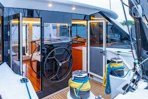 MOONWAVE 2012 Gunboat 60 Yacht For Sale in Newport RI