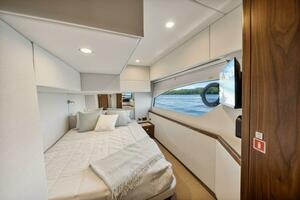 52FT (15.9M) RIVIERA