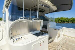 52FT (15.9M) RIVIERA