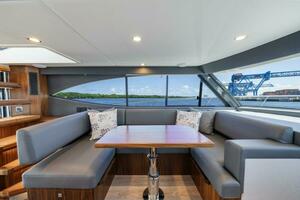 52FT (15.9M) RIVIERA
