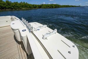 52FT (15.9M) RIVIERA