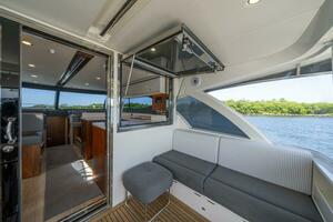 52FT (15.9M) RIVIERA