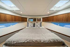 52FT (15.9M) RIVIERA