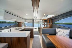 52FT (15.9M) RIVIERA