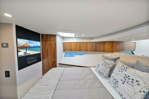52FT (15.9M) RIVIERA