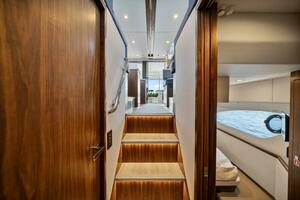 52FT (15.9M) RIVIERA