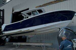 2025 Blackfin 302CC Yacht For Sale in Boca Raton FL
