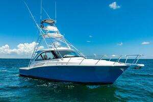 2023 Hatteras GT45X thumbnail 5
