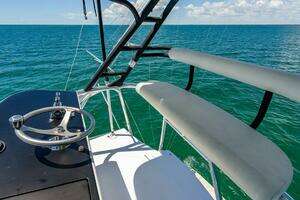 2023 Hatteras GT45X thumbnail 17