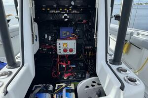 26ft Yellowfin Yacht For Sale