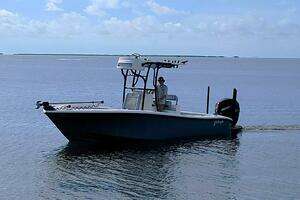 2021 Yellowfin 26 Hybrid thumbnail 7
