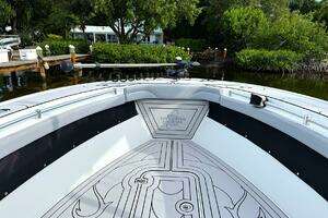 2021 Yellowfin 26 Hybrid thumbnail 15