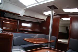 2006 Beneteau thumbnail 39