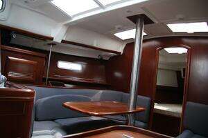 2006 Beneteau thumbnail 39