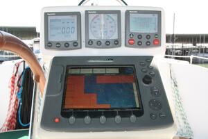 2006 Beneteau thumbnail 14