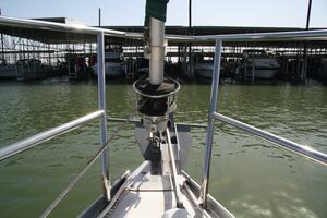 2006 Beneteau thumbnail 30
