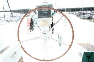 2006 Beneteau thumbnail 17