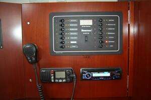 2006 Beneteau thumbnail 50