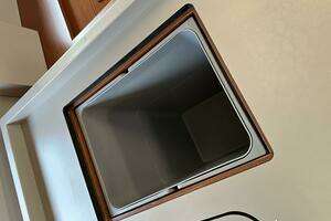 2020 Beneteau Oceanis thumbnail 21