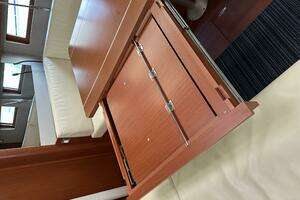 2020 Beneteau Oceanis thumbnail 26