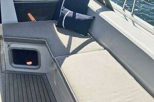 2020 Beneteau Oceanis thumbnail 14