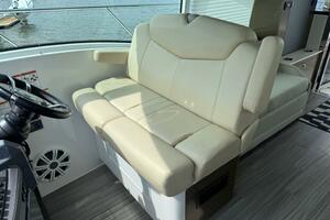 45FT (13.72M) CRUISERS YACHTS
