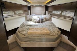 45FT (13.72M) CRUISERS YACHTS