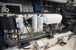 45FT (13.72M) CRUISERS YACHTS