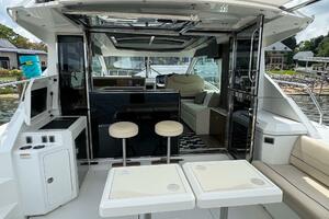 45FT (13.72M) CRUISERS YACHTS