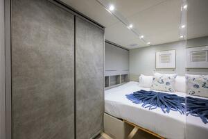 Forward Starboard Guest Stateroom