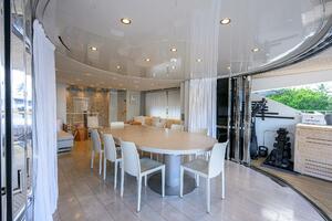 Skylounge/Bridge Deck Aft