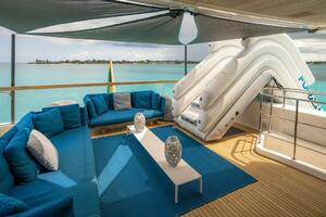 Bridge Deck Aft