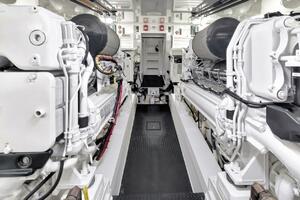 2019 Viking 68 CNV 