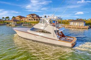 2019 Viking 68 CNV 