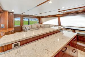 2019 Viking 68 CNV 