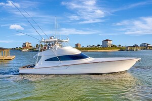 2019 Viking 68 CNV 