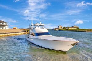 2019 Viking 68 CNV 