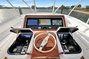 2019 Viking 68 CNV 