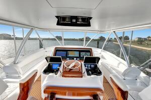 2019 Viking 68 CNV 