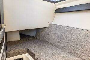  2023 Cobalt R33 Yacht For Sale in Knoxville TN