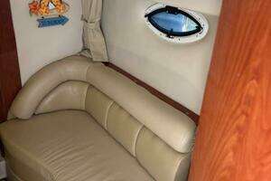 2007 Monterey 350 Sport Yacht thumbnail 30